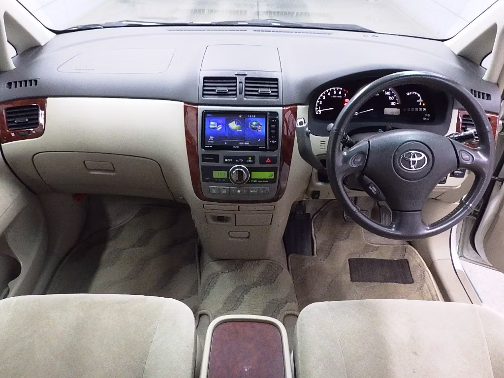 TOYOTA IPSUM
