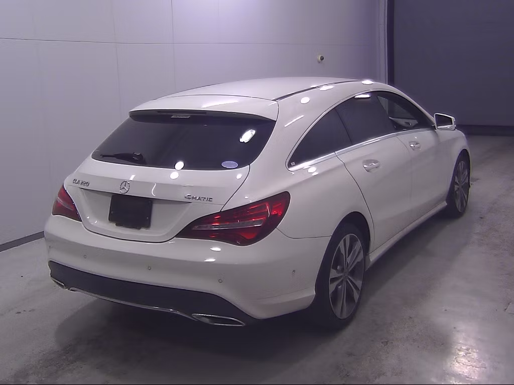 MERCEDES-BENZ CLA-CLASS