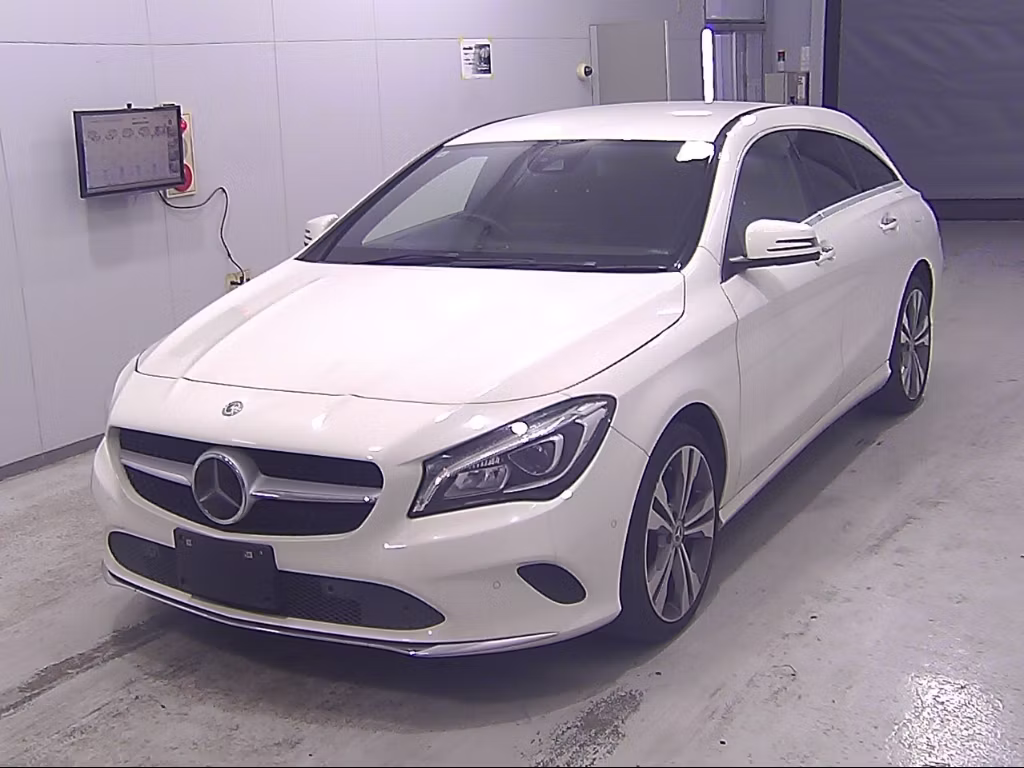 MERCEDES-BENZ CLA-CLASS