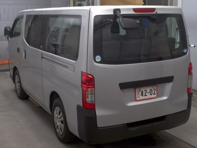 NISSAN NV350 CARAVAN