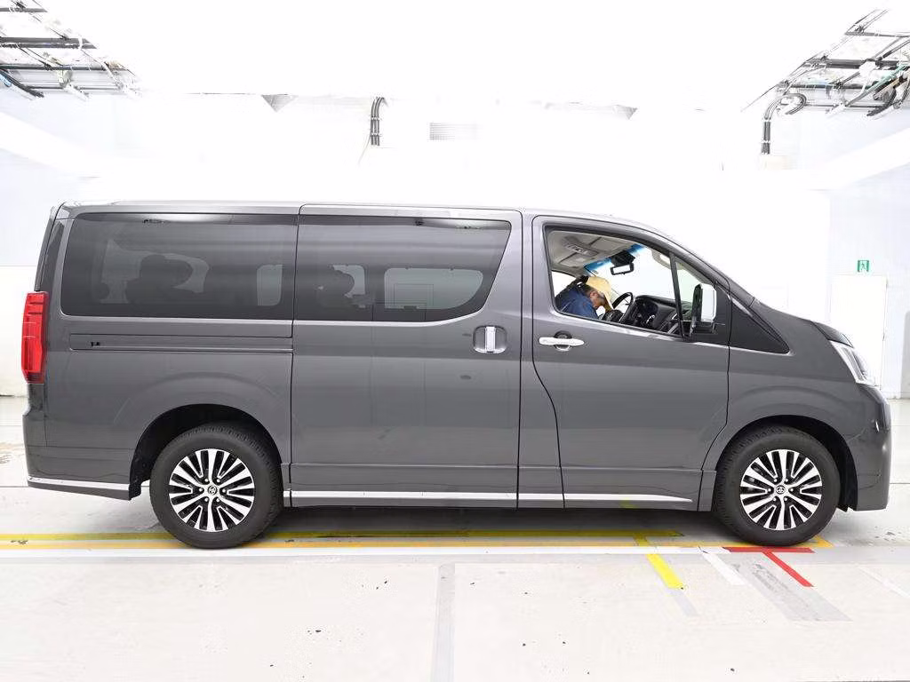 TOYOTA GRANACE