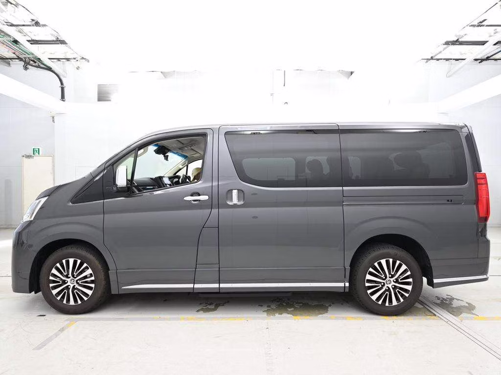 TOYOTA GRANACE