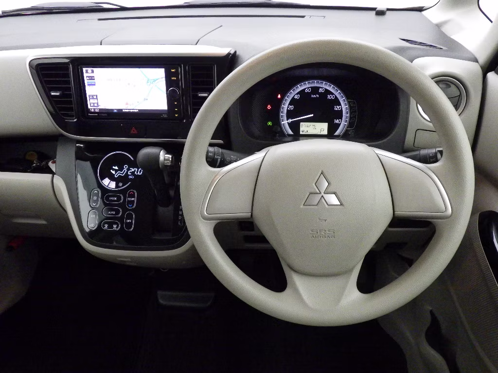 MITSUBISHI EK SPACE