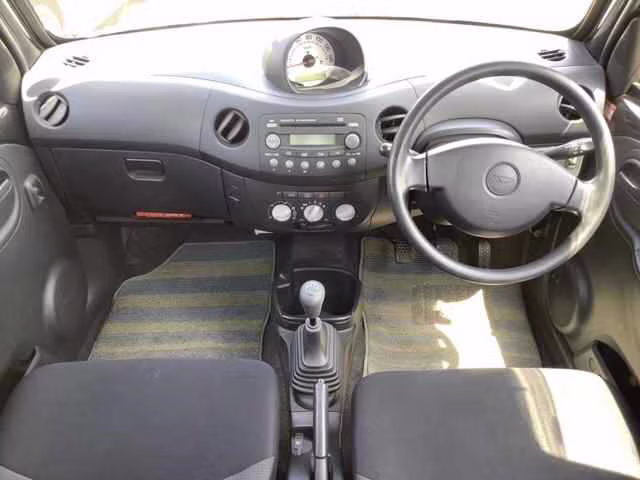 DAIHATSU ESSE