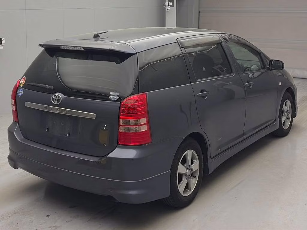 TOYOTA WISH