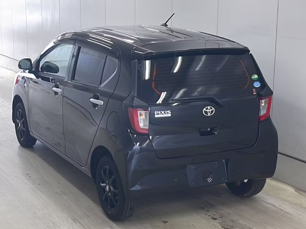TOYOTA PIXIS EPOCH