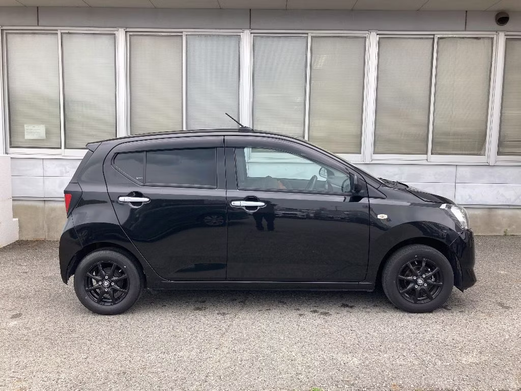 TOYOTA PIXIS EPOCH