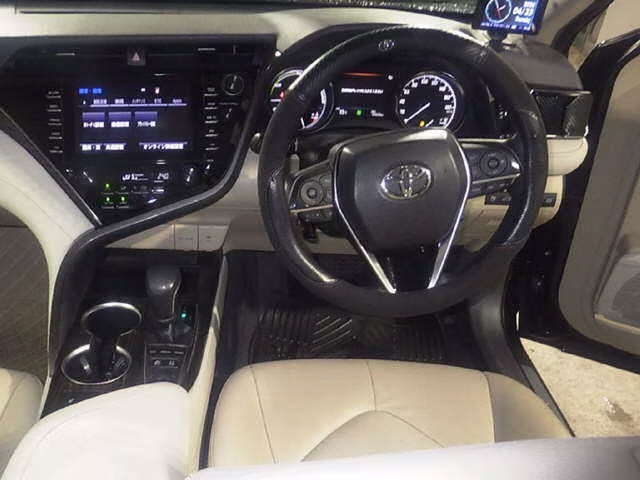 TOYOTA CAMRY