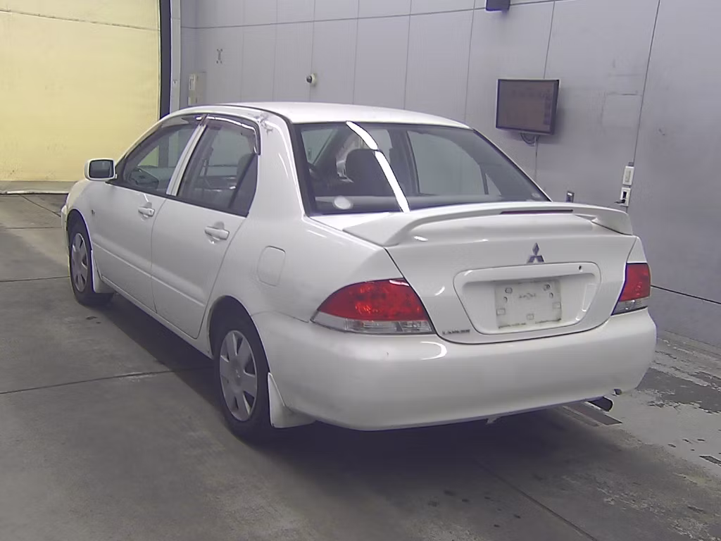 MITSUBISHI LANCER
