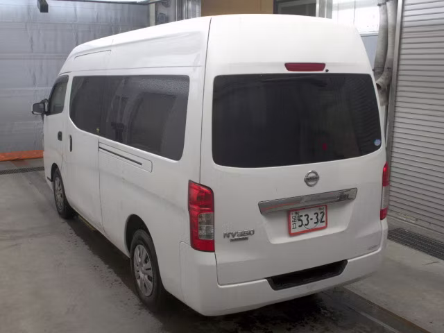 NISSAN NV350 CARAVAN
