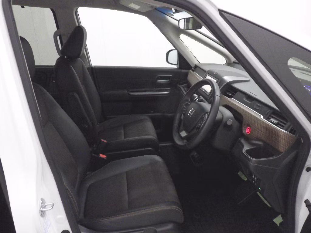 HONDA FREED+