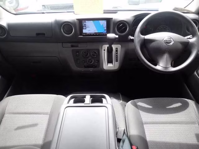 NISSAN NV350 CARAVAN