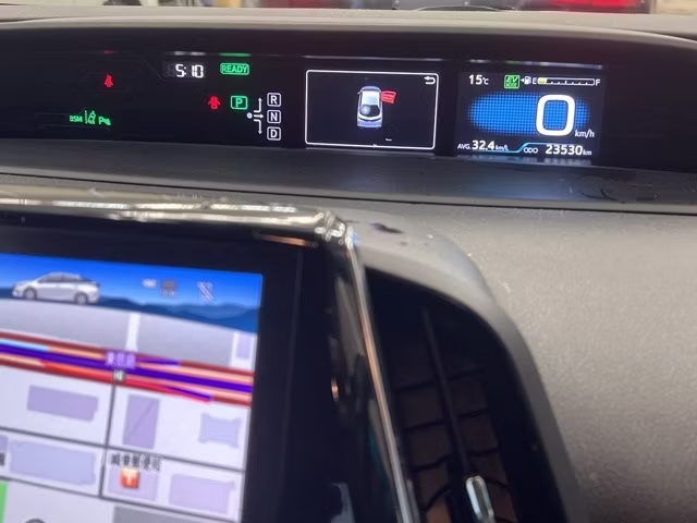 TOYOTA PRIUS PHV