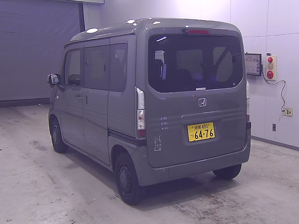 HONDA N-VAN