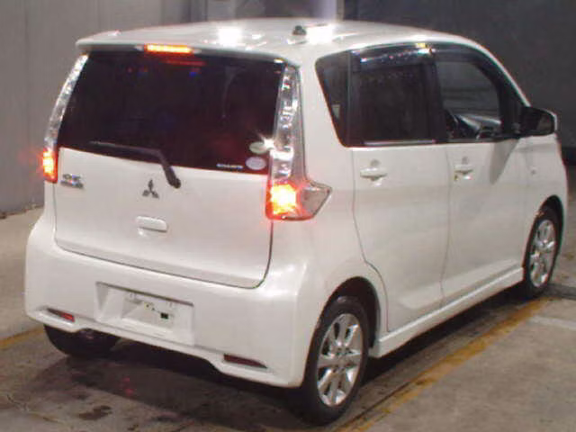 MITSUBISHI EK CUSTOM