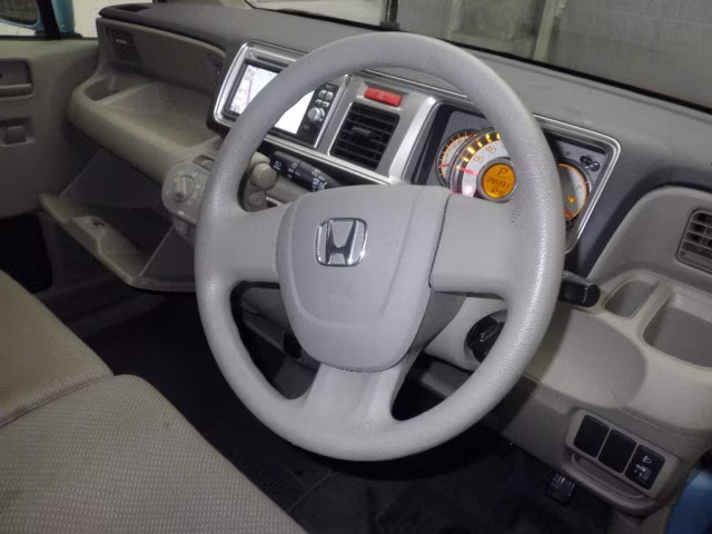 HONDA LIFE