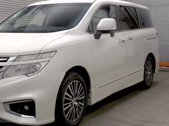 NISSAN ELGRAND