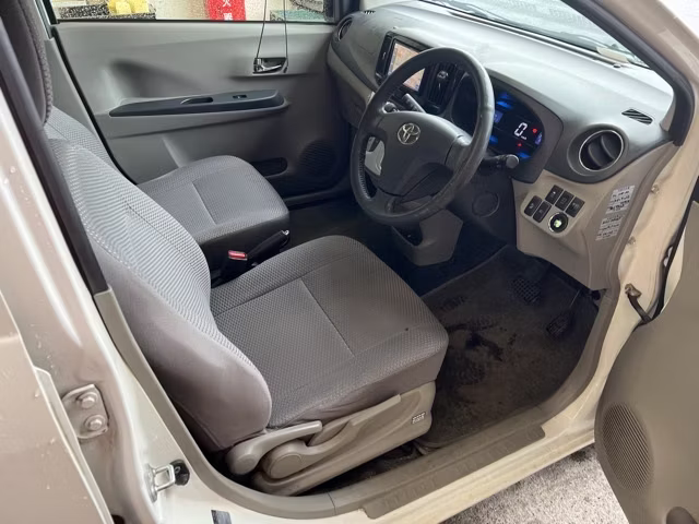 TOYOTA PIXIS EPOCH