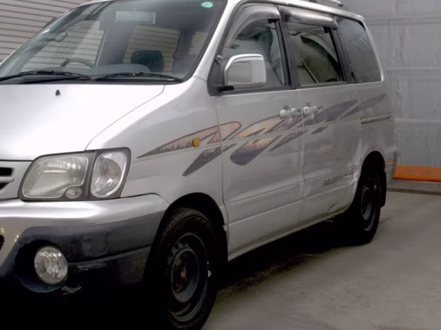 TOYOTA TOWN ACE NOAH