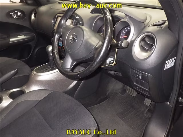 NISSAN JUKE