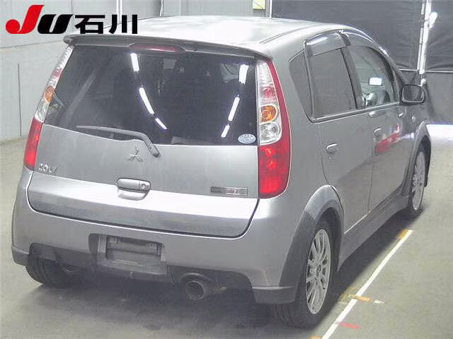 MITSUBISHI COLT