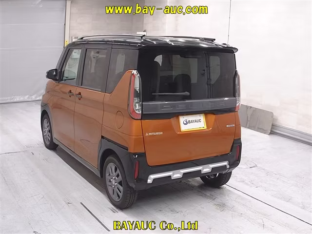 MITSUBISHI DELICA MINI