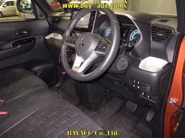 MITSUBISHI DELICA MINI
