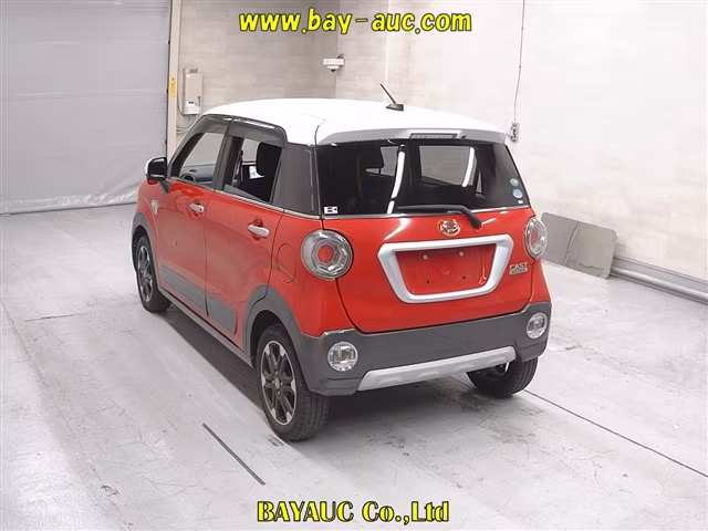 DAIHATSU CAST