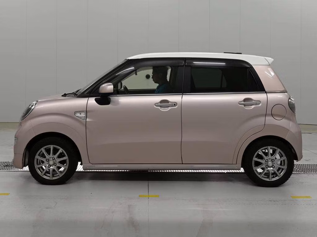 DAIHATSU CAST