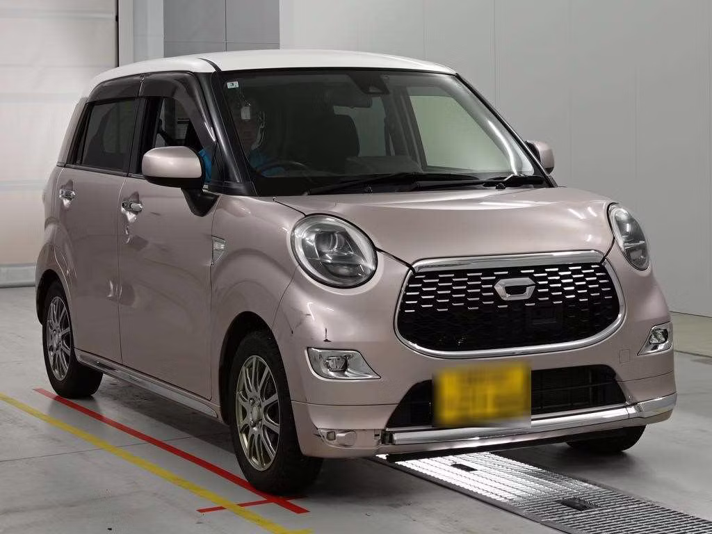 DAIHATSU CAST