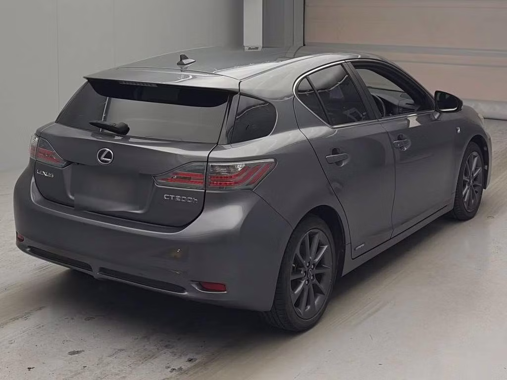 LEXUS CT200H
