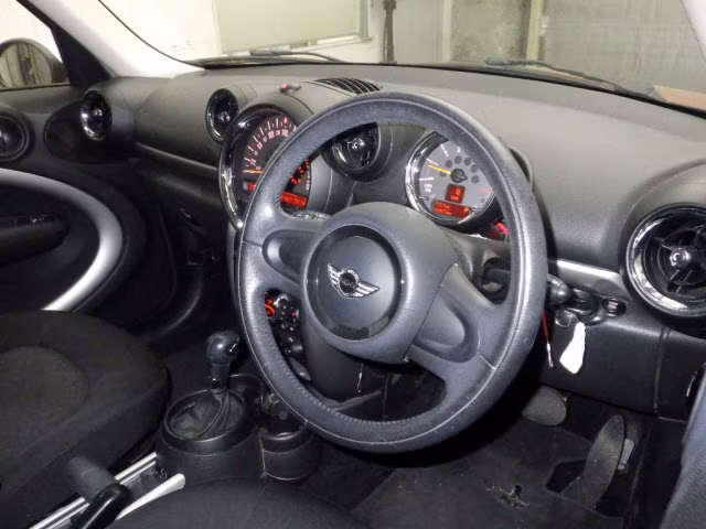 MINI CROSSOVER