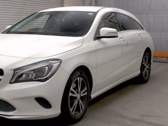 MERCEDES-BENZ CLA-CLASS