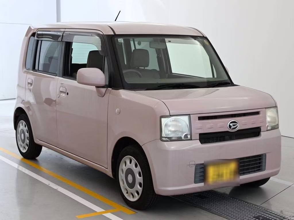 DAIHATSU MOVE CONTE