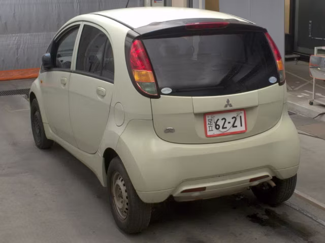 MITSUBISHI I