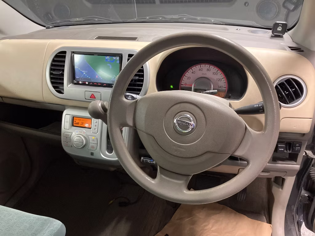 NISSAN MOCO