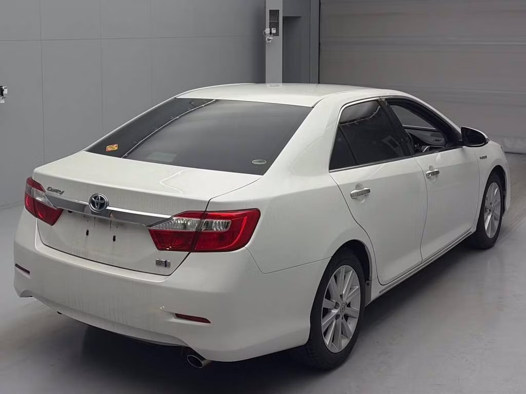TOYOTA CAMRY