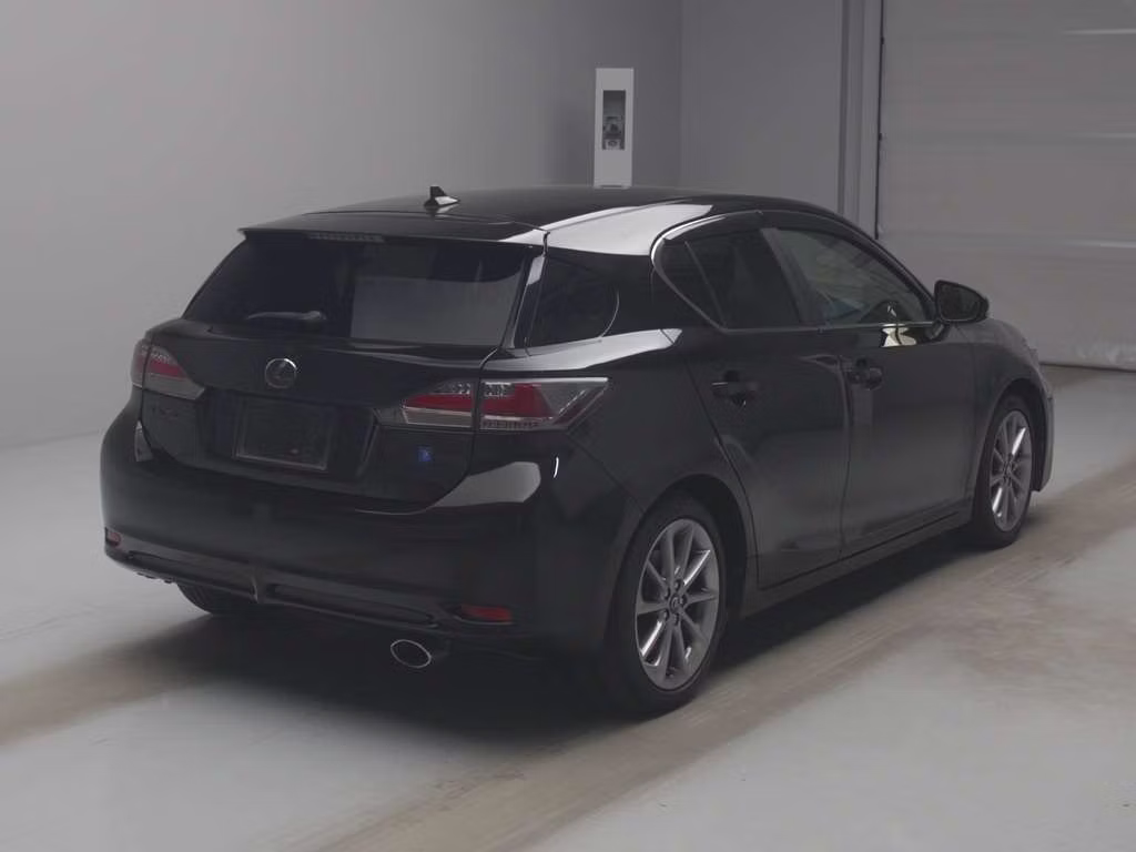 LEXUS CT200H