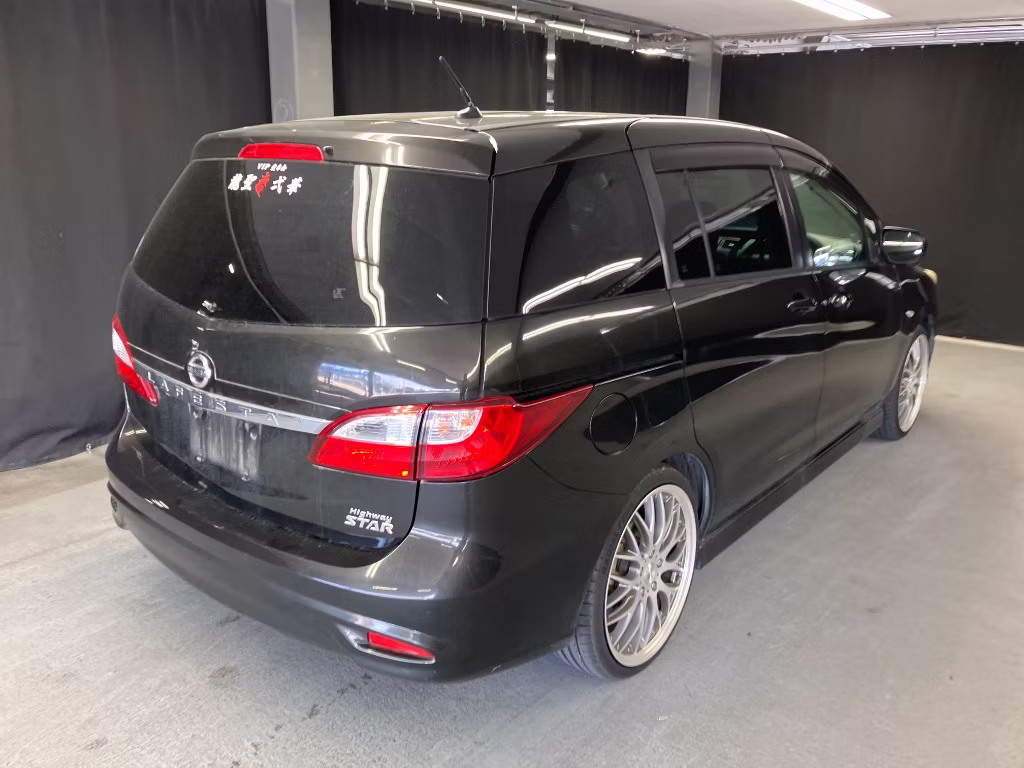 NISSAN LAFESTA