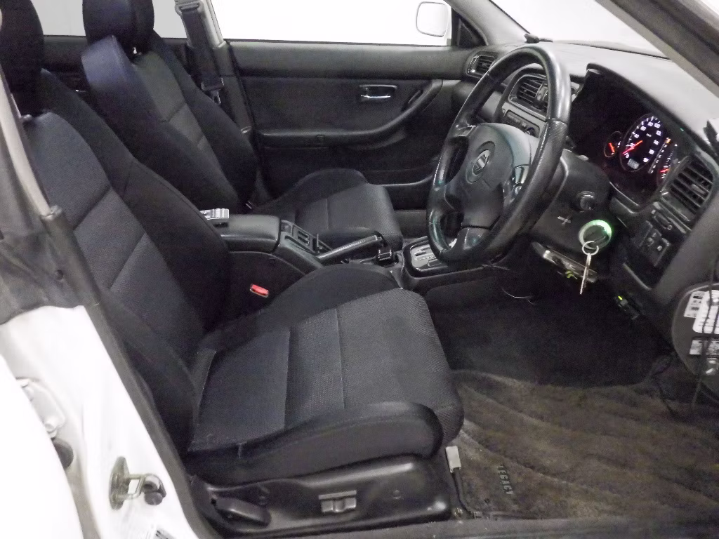 SUBARU LEGACY