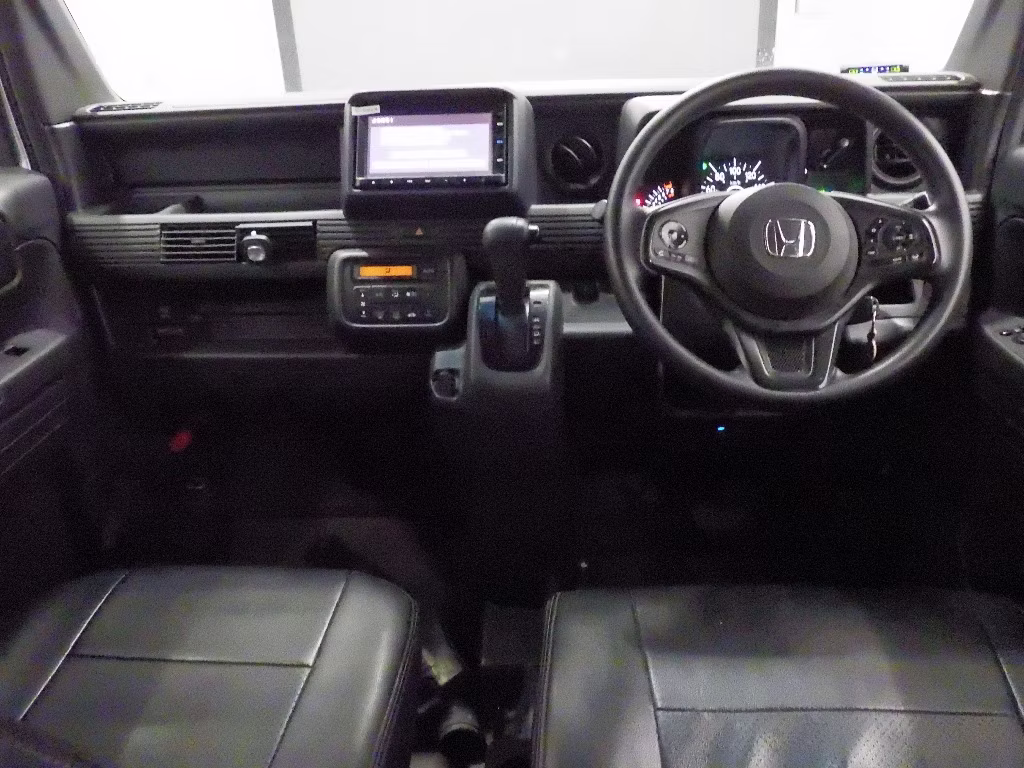 HONDA N-VAN