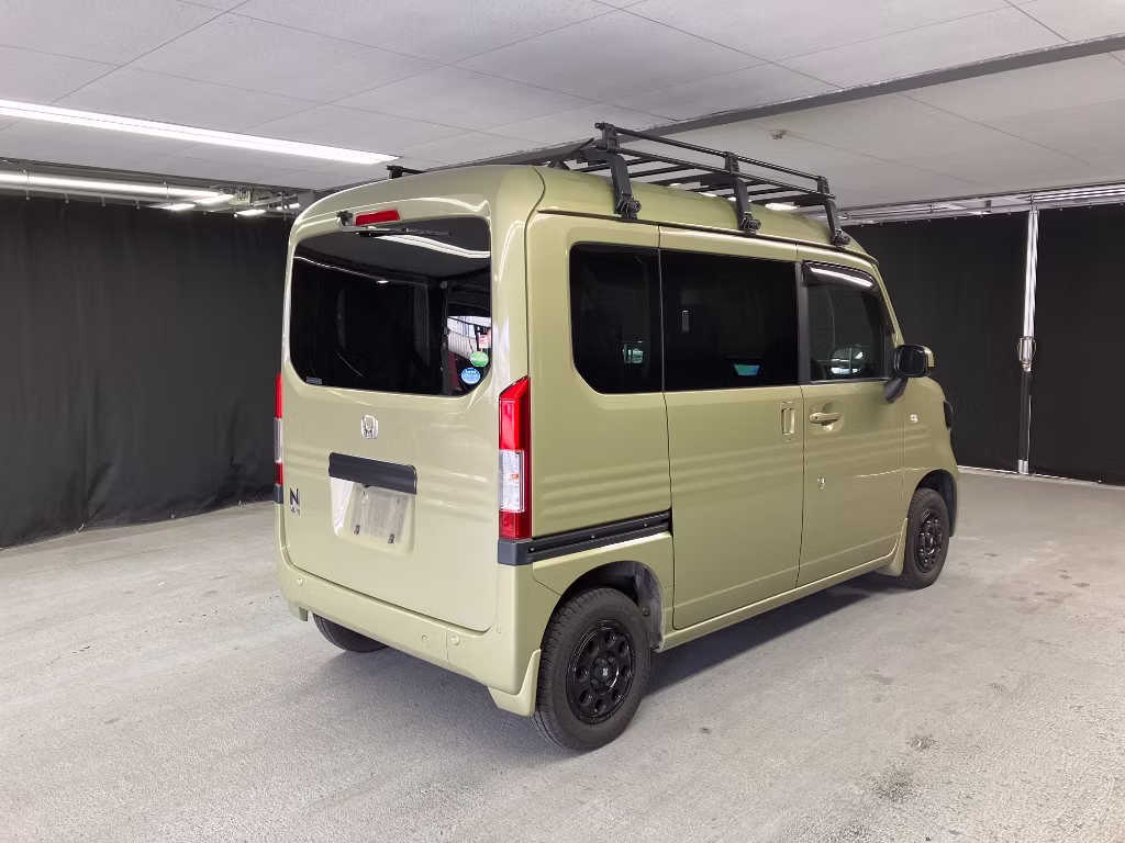 HONDA N-VAN