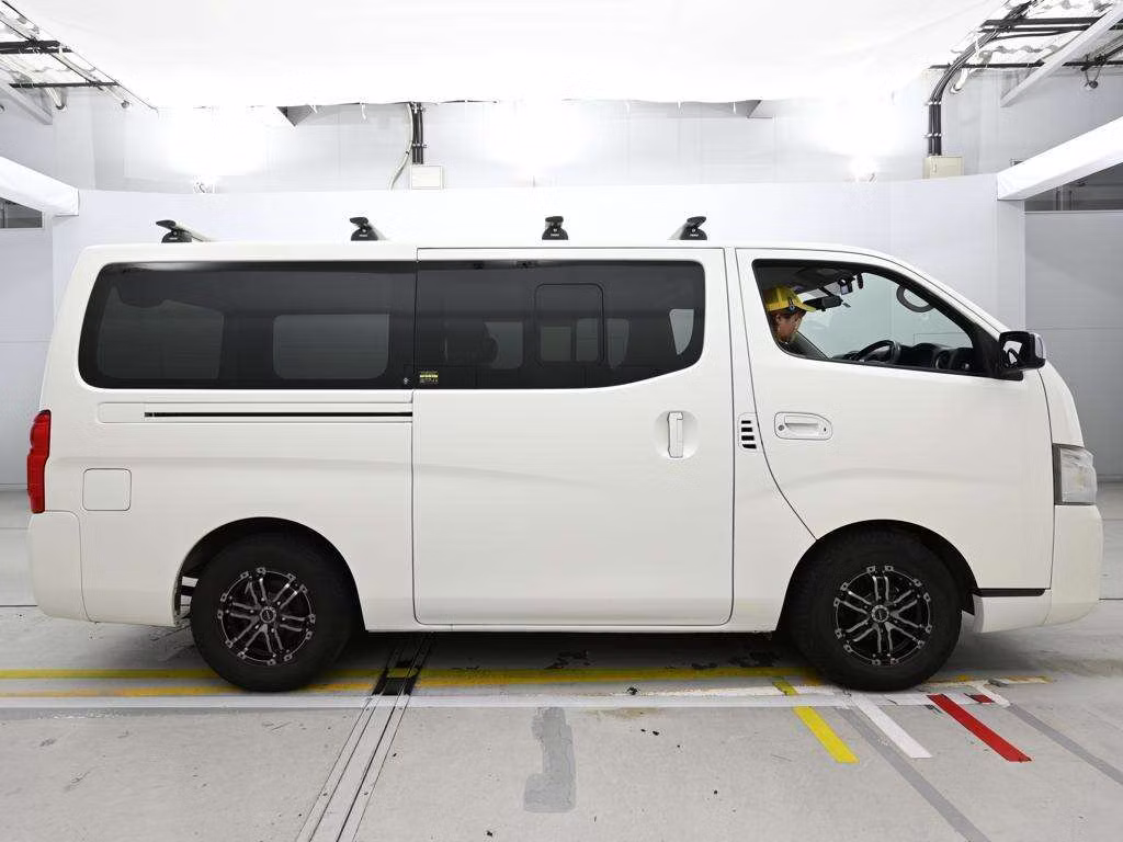 NISSAN NV350 CARAVAN