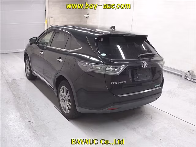 TOYOTA HARRIER