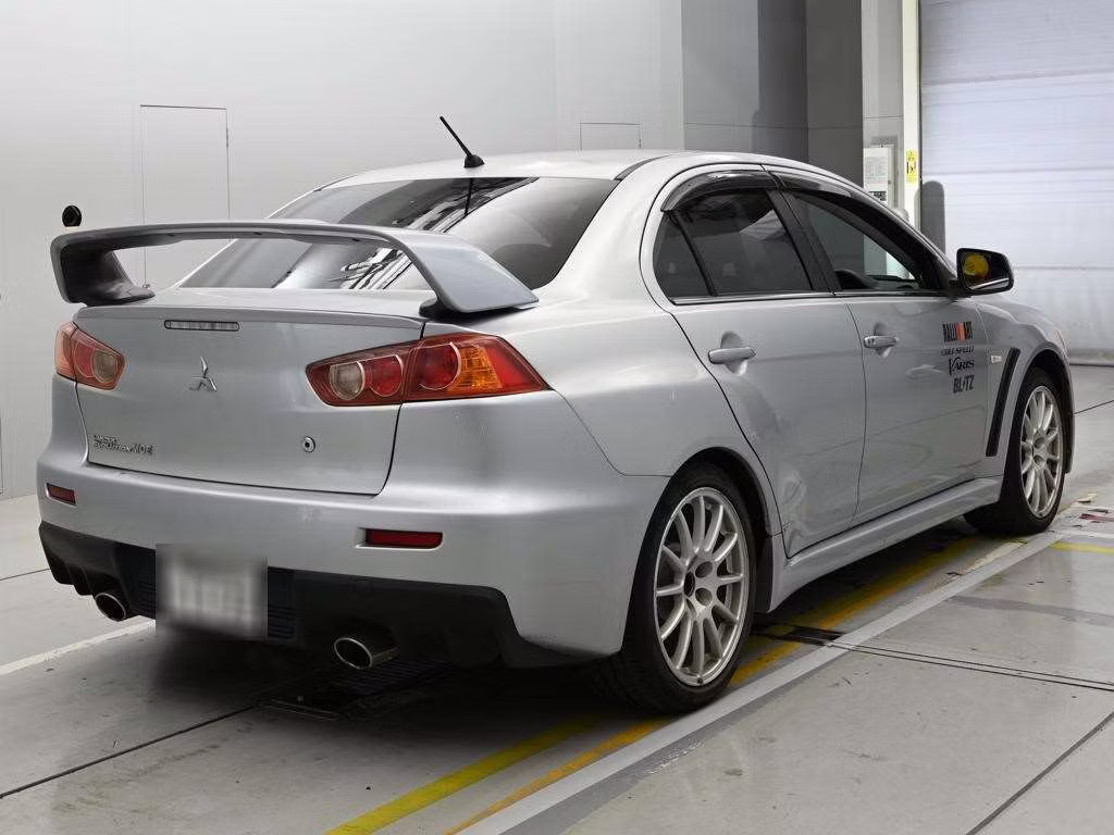 MITSUBISHI LANCER EVOLUTION