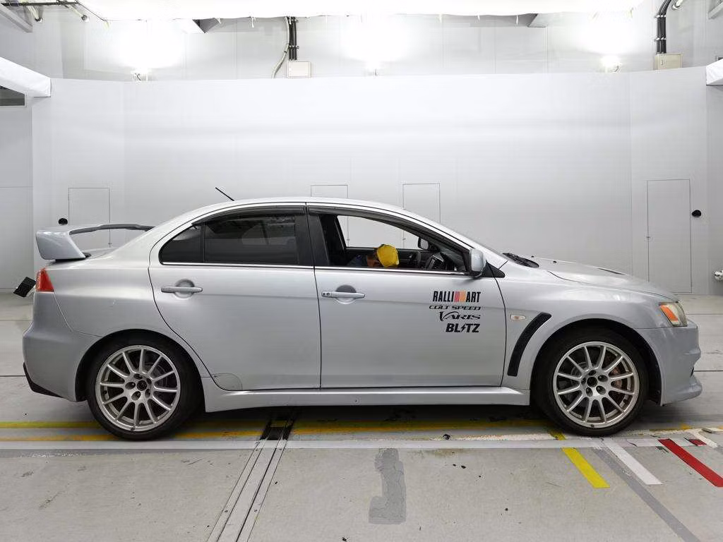 MITSUBISHI LANCER EVOLUTION
