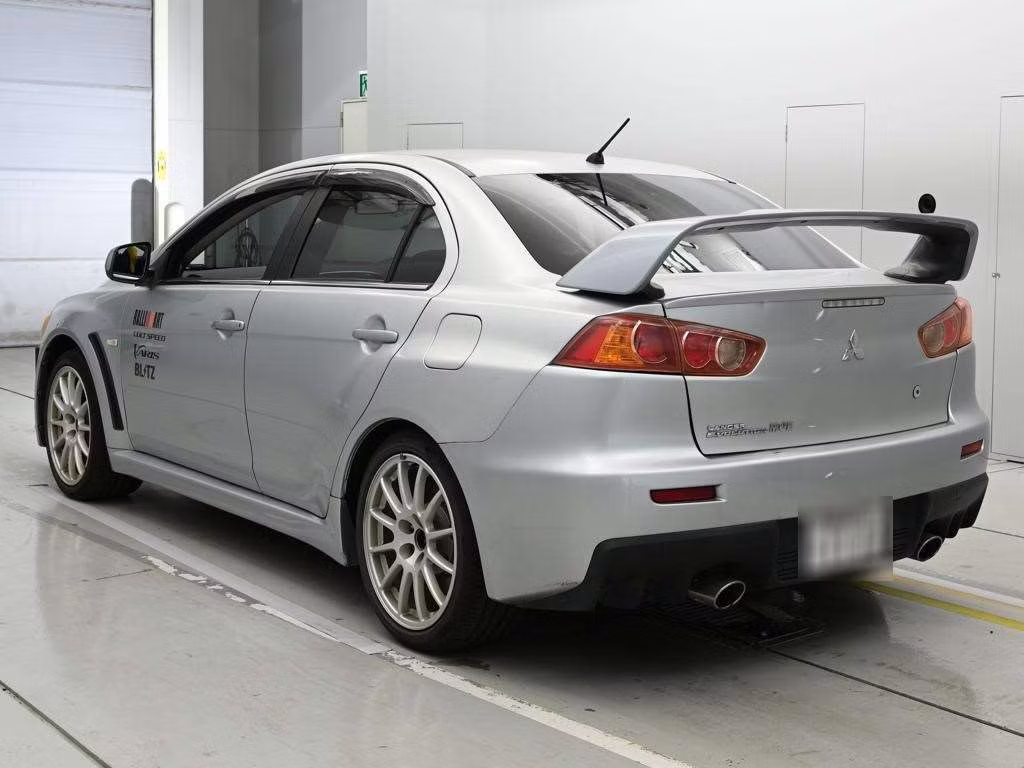 MITSUBISHI LANCER EVOLUTION