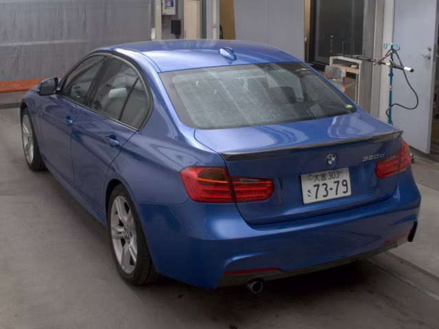 BMW 3-SERIES