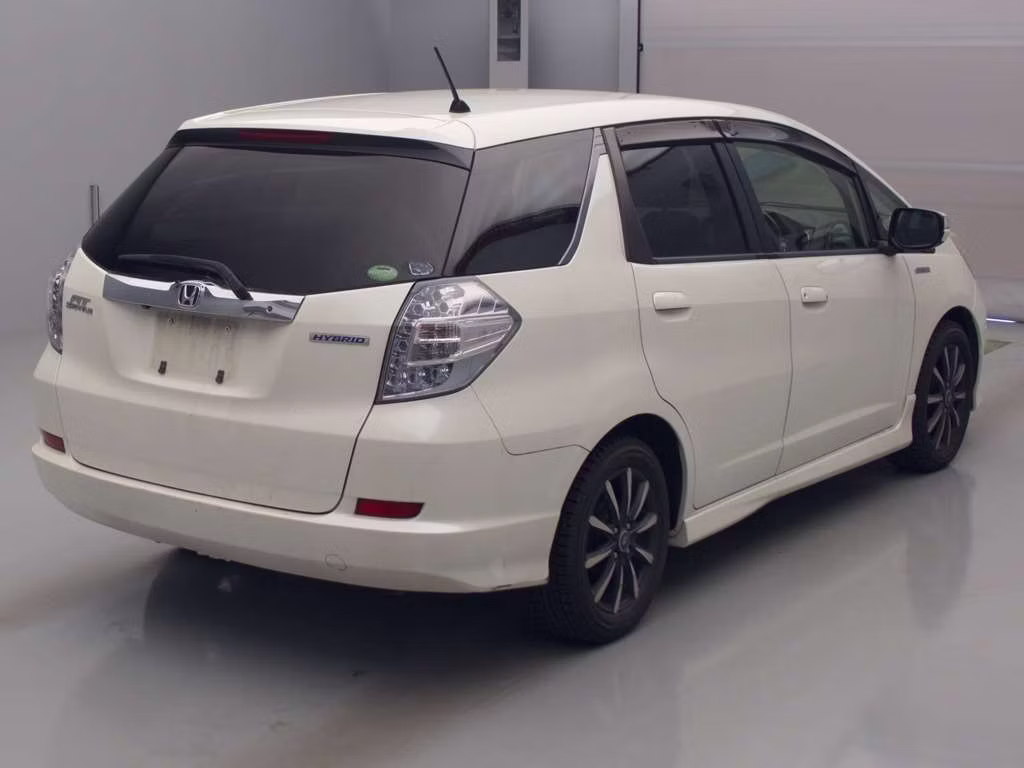 HONDA FIT SHUTTLE