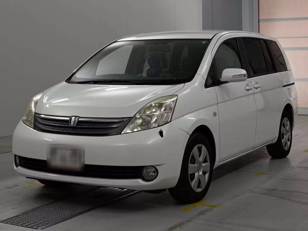 TOYOTA ISIS